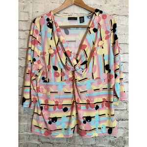 Apostrophe Top Womens 16/18W Pastel Pink Florals Twist Front Plus Stretch V Neck